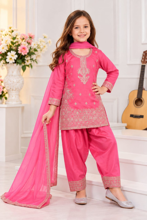 Girls Embroidered Suit with Dupatta 32-34